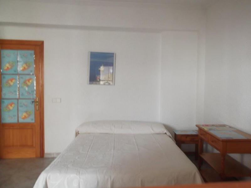 Casa De Huespedes El Almendro Otel İbiza Kenti Oda fotoğraf