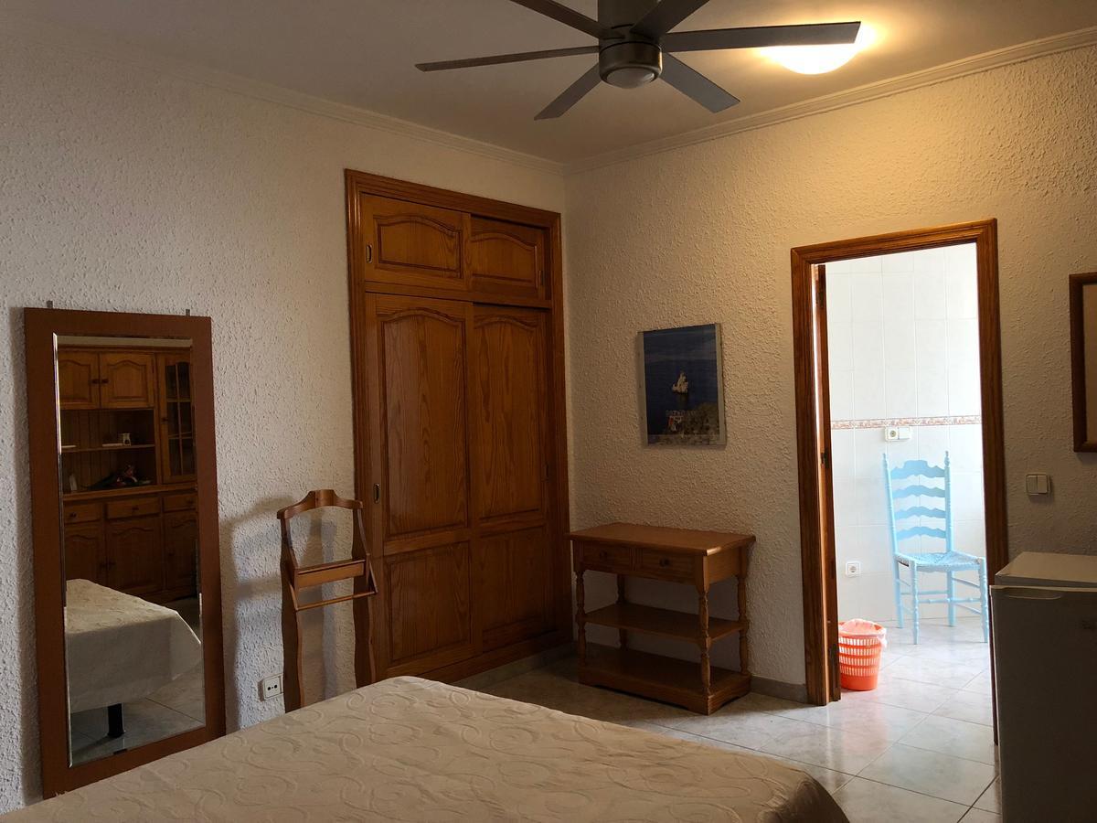 Casa De Huespedes El Almendro Otel İbiza Kenti Dış mekan fotoğraf